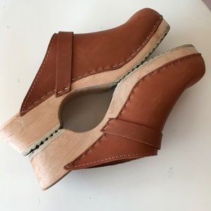 Lotta from Stockholm Classic Tan Clogs Size 9/40